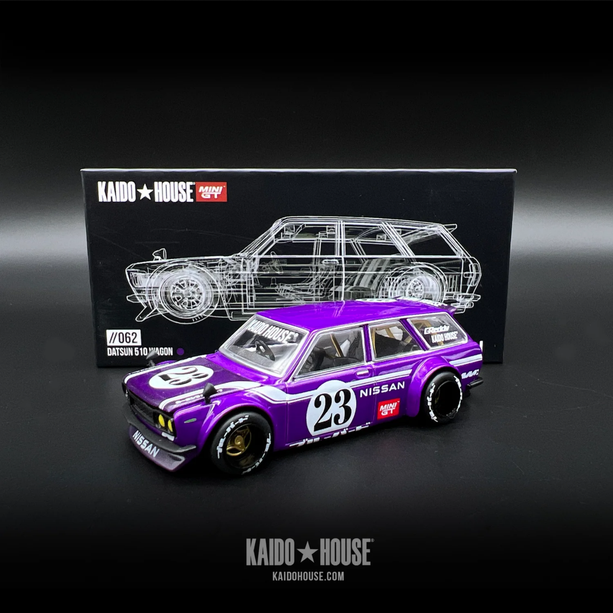 SEALED 1:64 MINI GT Kaido House Datsun 510 Wagon Carbon Fiber V1