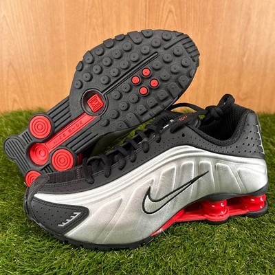 Nike Shox R4 OG 2025 Black Light Crimson Running Shoes AR3565-011 Women's Size 7