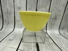 Vintage Pyrex 401 1 1/2pt Small Mixing Bowl Primary Color Yellow  USA