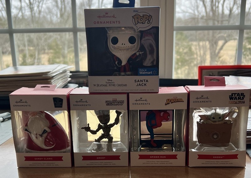 Hallmark  X MAS 5 Ornaments SantaJack, Sandyclaws, Groot , Spider-Man & Grogu