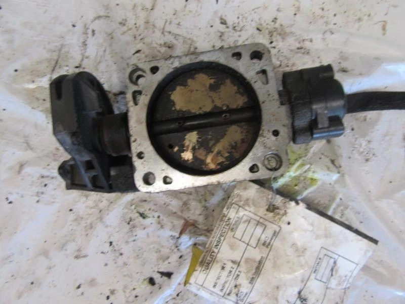 Throttle Body Throttle Valve Assembly Fits 98-02 LINCOLN CONTINENTAL 1563518 Foto 4 de 4