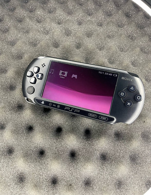 *TOP* Sony PSP Street E1003 (Piano Matt Black) Konsole