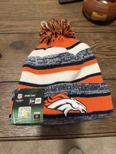 Denver Broncos NFL Team New Era On Field Pom Beanie NWT Fleece Lined