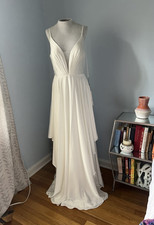 Alyce Paris White Sleeveless Bridesmaid Dress Size 6 MPN 60091