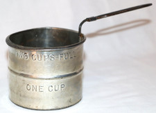 Vtg Rustic Country Embossed Tin 1 2 Cup Hand Flour Sifter Working but Rusty