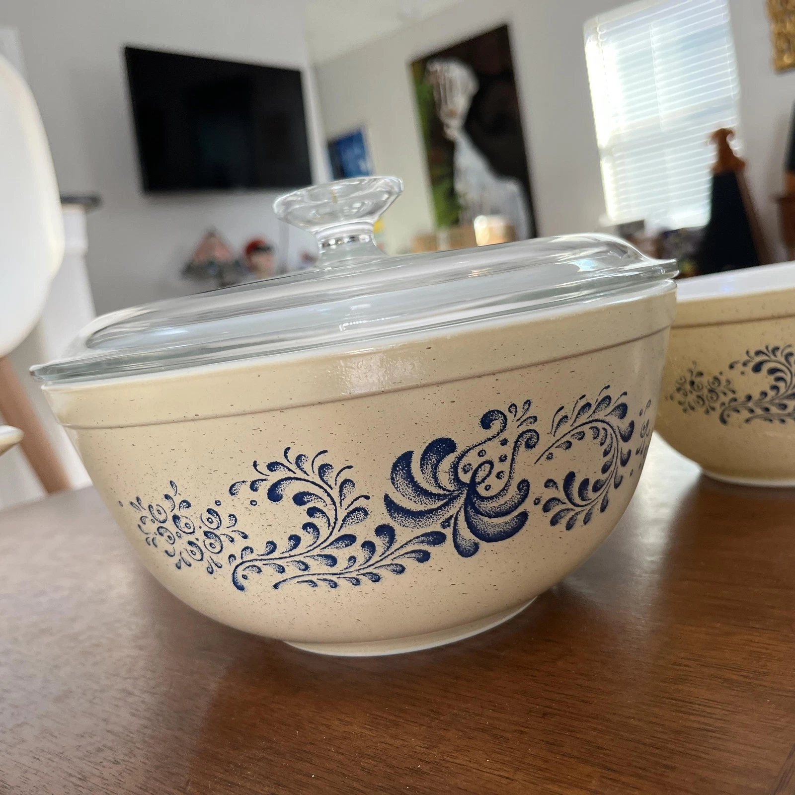 Vintage Pyrex Homestead Mixing Bowl Set 4pc Beige Blue Floral 403 474-B Lid