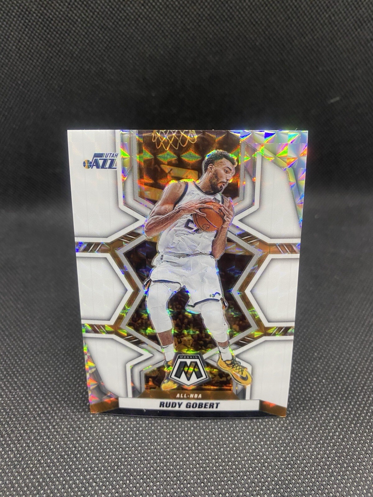 2021-22 Panini Mosaic Rudy Gobert White Prizm /25 SP 293 Basketball NBA