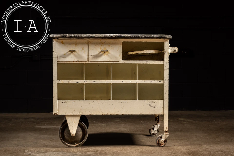 c. 1920 年代滚动式医疗酒吧推车 — 第 3/4 张图片