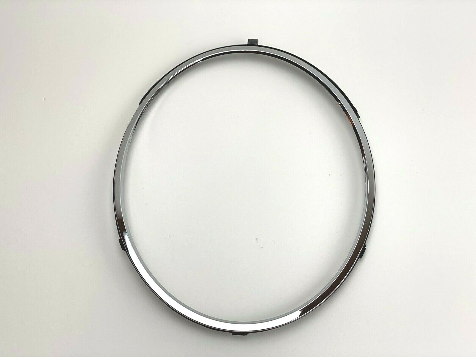 Bentley Bentayga Left Headlight Chrome Trim Ring - Large