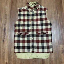 Woolrich Wool Vest Snap Reversible Vintage 1970s Men Size Small * Stains