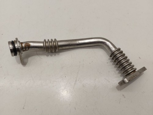 Volkswagen PASSAT B8 2016 Diesel Turbo Turbolader Ölleitungsschlauch 04L145736E