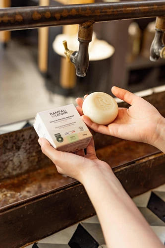 Sapone di Marsiglia Idratante Extra Delicato Rampal Latour