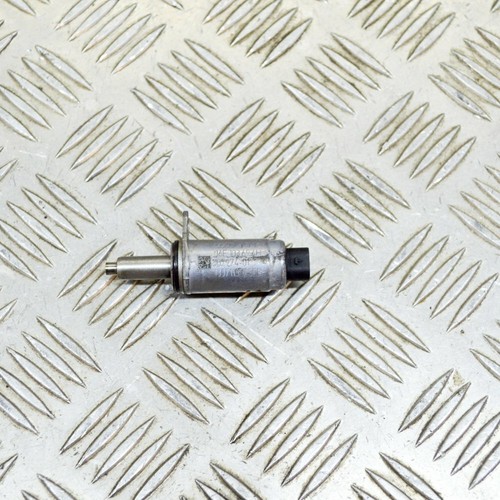 Audi A5 8T8 2.0 Benzin 165kw Nockenwellenverstellmagnet 06E103697H 2013