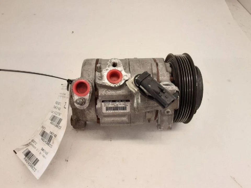 2010 Chrysler Sebring/Dodge Avenger ar condicionado A/C compressor CA  - Imagem 4 de 4
