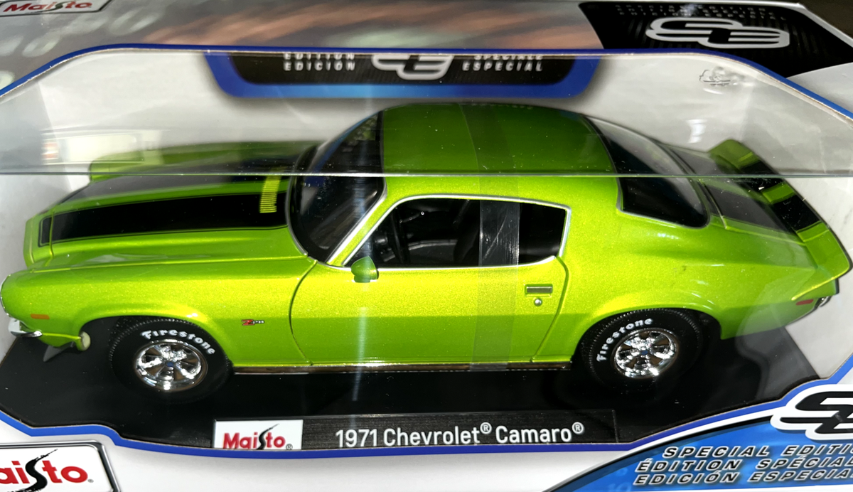 1971 CHEVROLET CAMARO Z28 LIME GREEN WHITE STRIPES by MAISTO