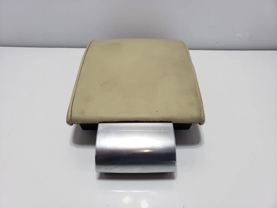 ✅ 07-16 OEM Volvo S80 XC70 consola central delantera reposabrazos tapa cuero beige Foto 3 de 4