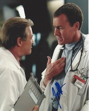JOHN C. MCGINLEY SIGNED AUTHENTIC 'SCRUBS' DR. COX 8X10 PHOTO COA ACTOR PROOF