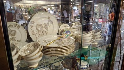Vintage Gloria by Castleton China Set 53pc, 8-place Set