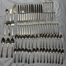 Vintage Oneida Community Plate Paul Revere Flatware 80 Pieces Silver Plated