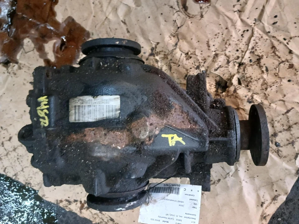 Used Differential Carrier Assembly fits: 2004 Bmw 325I exc. Xi rear MT Grade C - Imagem 3 de 4