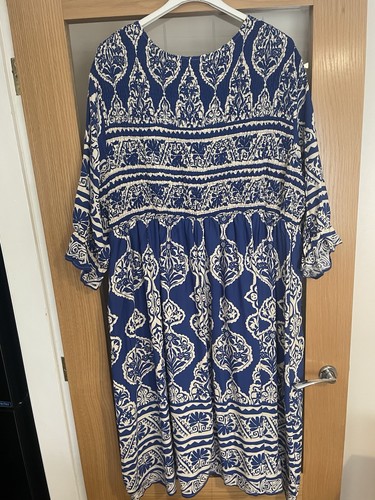 Made In Italy 18/22 Blue Sheered Pattern Dress 25” Across 43” Long - Picture 6 of 6