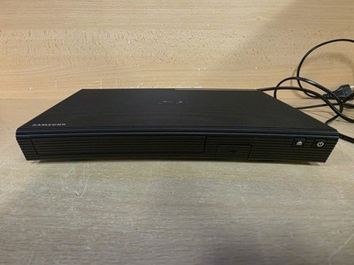 Samsung BD-J5500R Blu-Ray 3D Disc DVD Player LAN HDMI