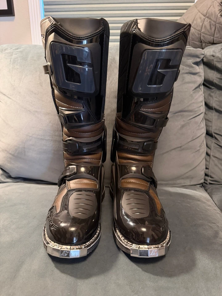 Botas Gaerne Fastback Enduro Resistencia - Negras/Marrones - Talla 10 Foto 2 de 4