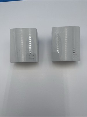 TP-Link AV600 Powerline Network Extender TL-PA4010 Kit - Very Good