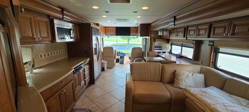 2013 Thor Motor Coach Tuscany XTE 36MQ 37' Class A 45k Miles 6.7L 4SO Slps 6 - Picture 6 of 12