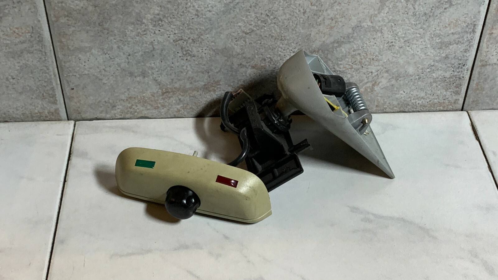 ORIGINAL Mercedes Benz E-Klasse W210 Rückspiegel Halter  