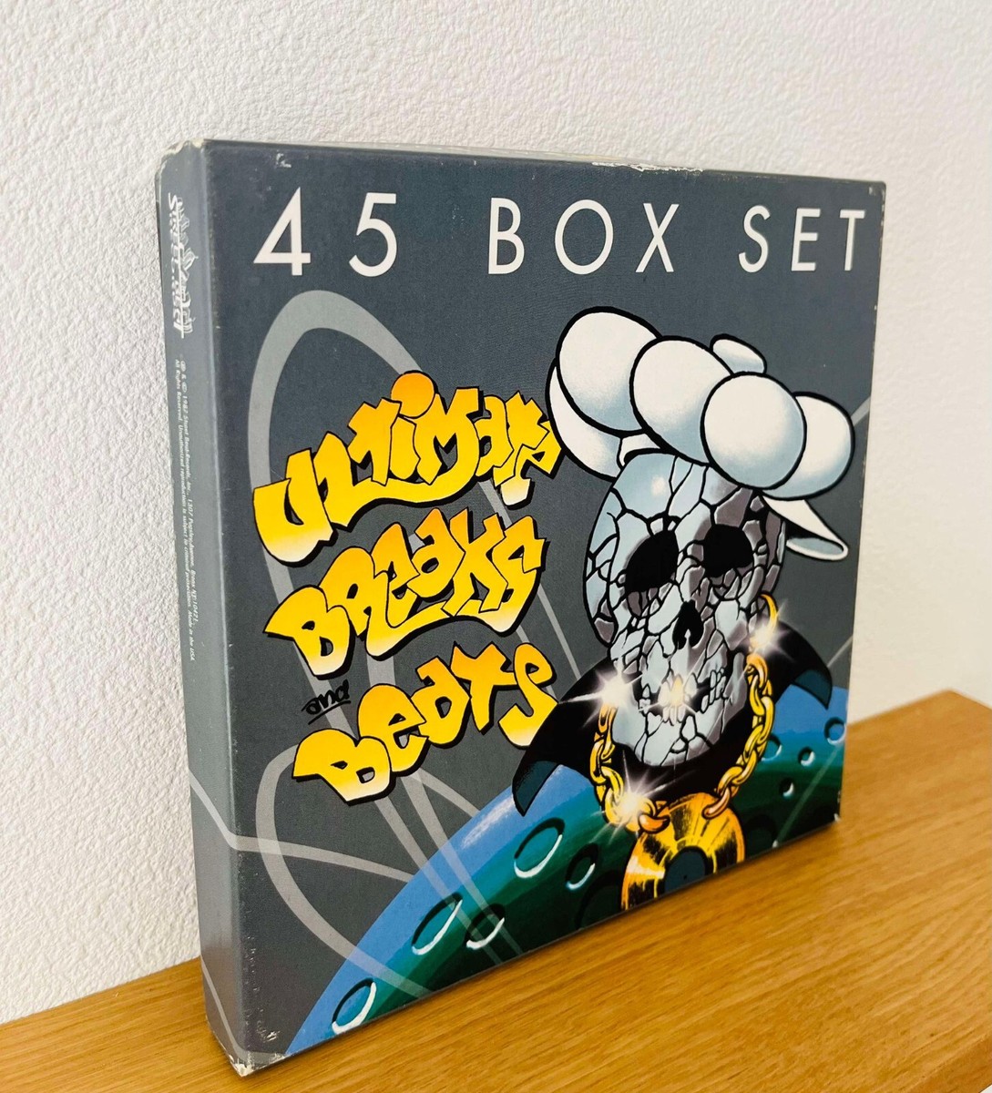 45 Box Set / Ultimate Breaks And Beats 7in × 7 Compilation