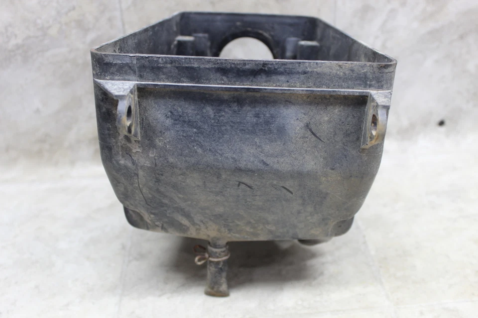 1982 1983 Honda Big Red 200 Oem Lower Bottom Airbox Air Intake Filter Box Case - Image 2 of 4