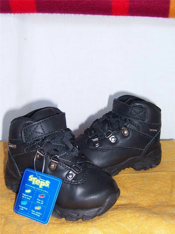 Botas de Senderismo ZAPATOS Impermeables NIÑOS Niño Pequeño NEGRAS Informales PASOS Lil Mike Nuevas con Etiquetas Foto 2 de 4