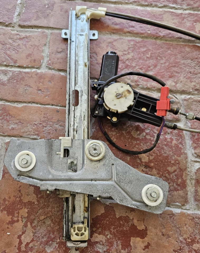 1991-93 CHRYSLER NEW YORKER DYNASTY РЕГУЛЯТОР ДВИГАТЕЛЯ ПРАВОГО ПЕРЕДНЕГО СТЕКЛА - Изображение 3 из 4