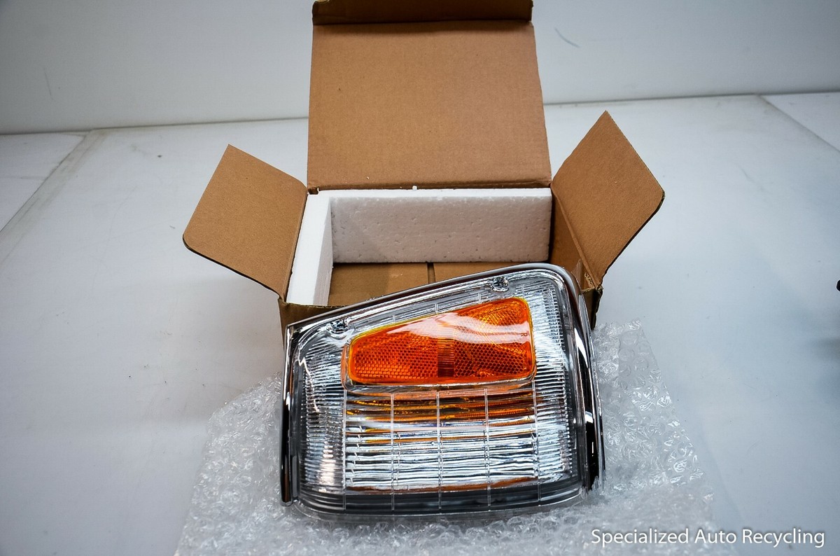 新品TO2521126 Corner Lamp Right Hand Compatible For Toyota Pickup 1989 1990 1991 Assembly With Chrome Trim Replaces OE 8161089179並行輸入 New Passenger Side Corner Lamp Assembly Fits 1997-1999 Toyota