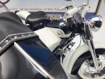 FRANKLIN MINT 1958 HARLEY DAVIDSON DUO-GLIDE WITH SIDECAR
