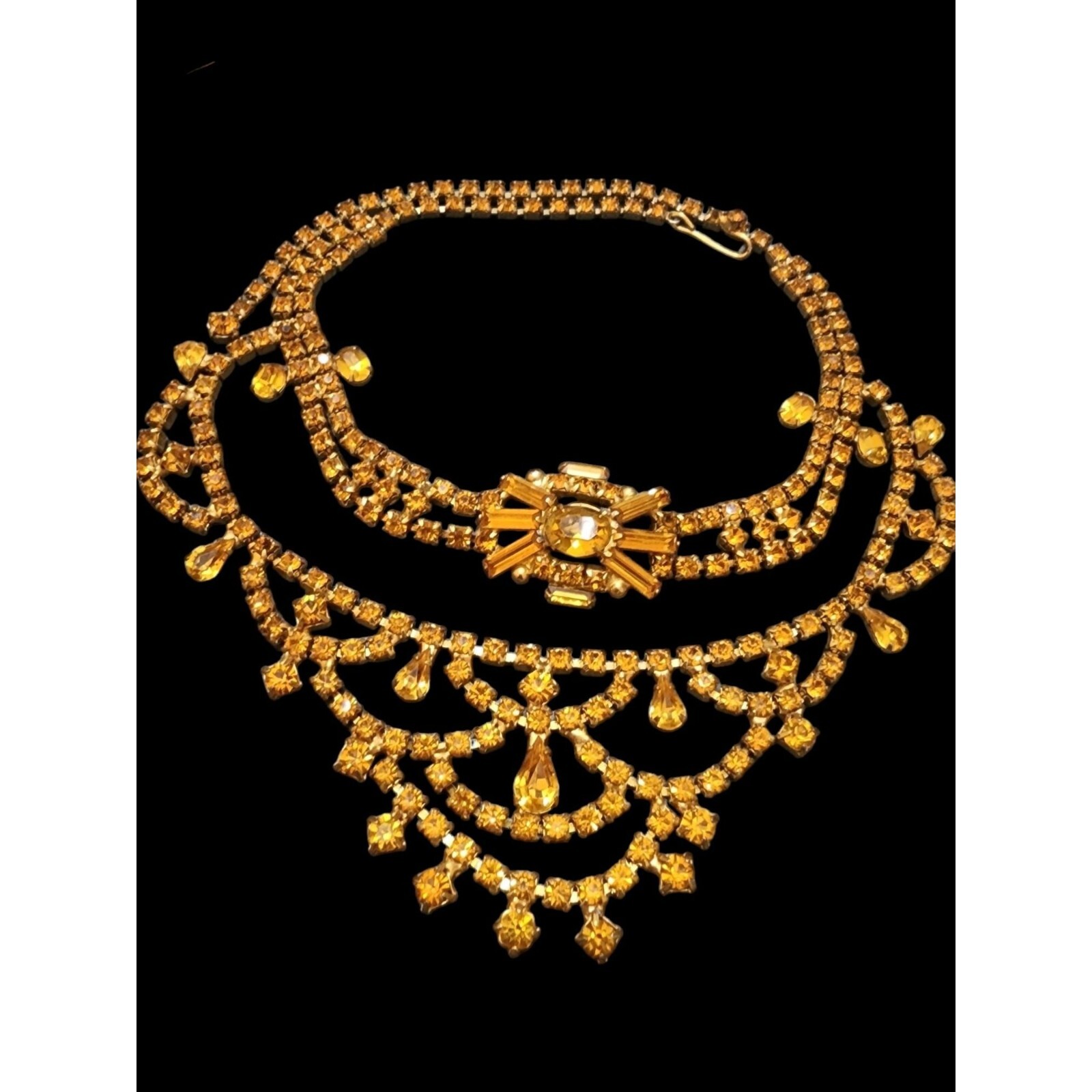 Exceptional Unsigned Dramatic 2 Tier Rhinestone N… - image 1