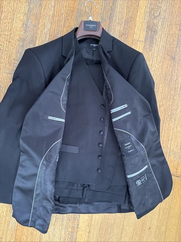 Men’s Three Piece Tuxedo Italian Suit Black Size 44 R 