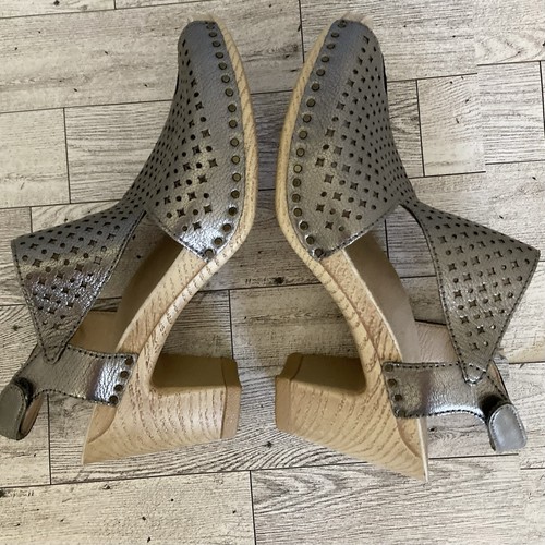 Dansko Sandals 36 (US 5.5-6) Gunmetal “Teagan” Laser Cut Leather Fall Retroglam - Picture 5 of 17