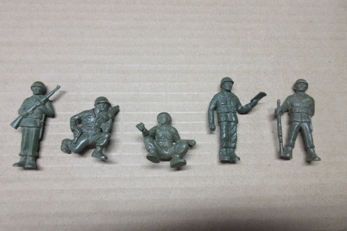 MARX Lot of 5 HTF Vintage 60mm Armymen