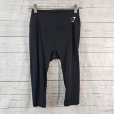 Gymshark Womens Capri Leggings Sz Medium Black Mid Rise
