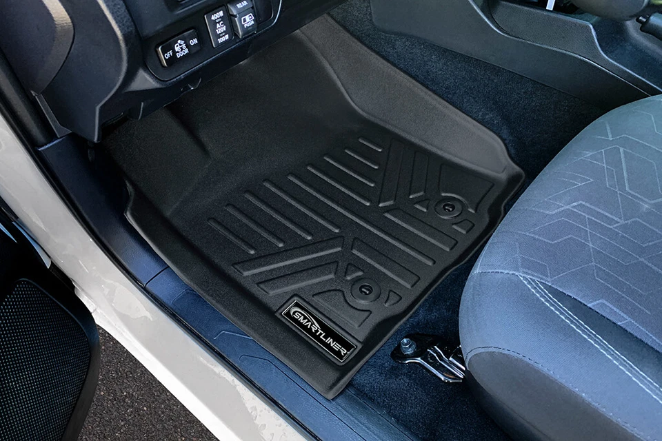 SMARTLINER Custom Fit Floor Mats 2016-2017 Toyota Tacoma Double Cab (Automatic) Foto 2 de 4