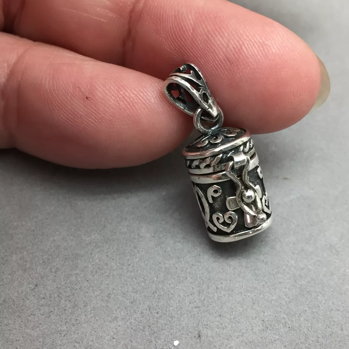 Silver prayer hotsell box