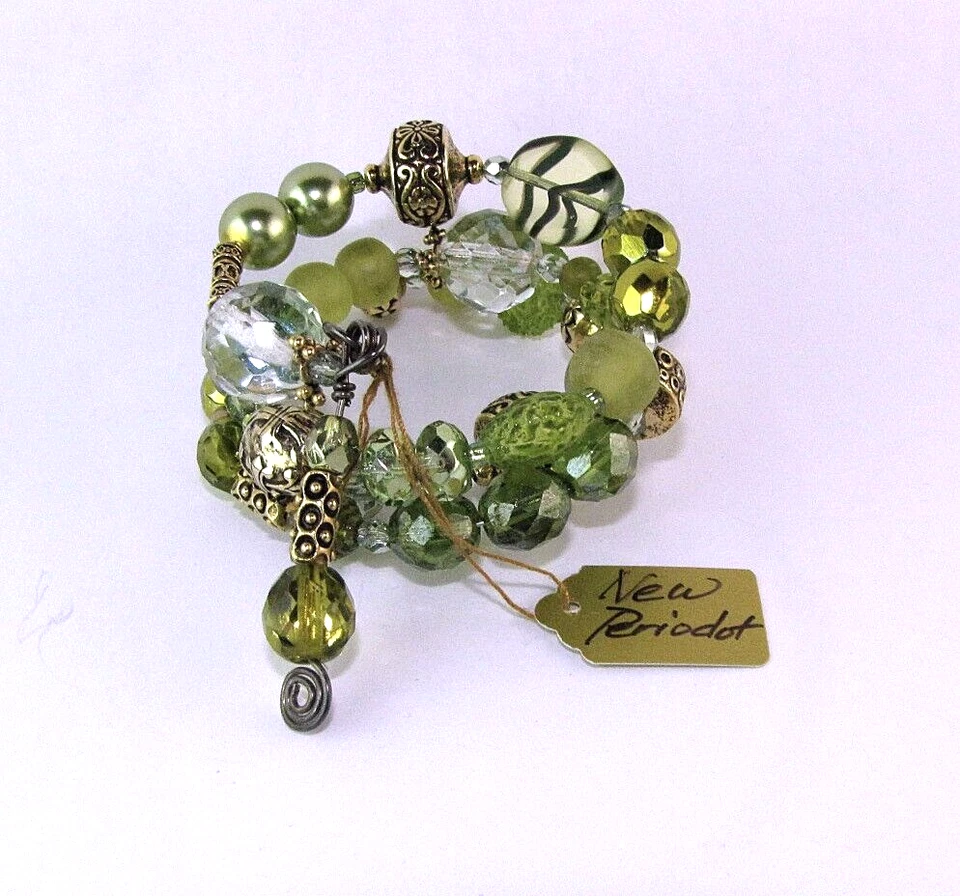 Coil Wire Wrap Bracelet Green Glass Peridot Stone Gold Metal Beads Artisan - Image 3 of 3