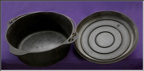 Antique Griswold # 8 Dutch Oven 1278 A Cast Iron w/ Self Basting Lid 1288 A - Picture 3 of 4