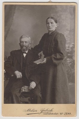 Photograph: Atelier Julich, Jena - portrait married couple / man and woman, around 1900