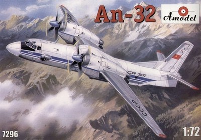 Antonov An-32 Soviet transport aircraft / 1:72 - Amodel 7296