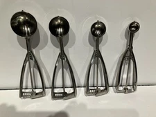 Melon/ Ice Cream "Baller" / Stainless Steel / SET of 4 / Different Sizes