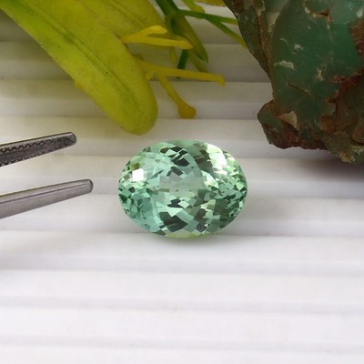 AAA Natürlich Makellos Ceylon Grün Saphir Lose Oval Edelstein Schnitt 10.00 CT