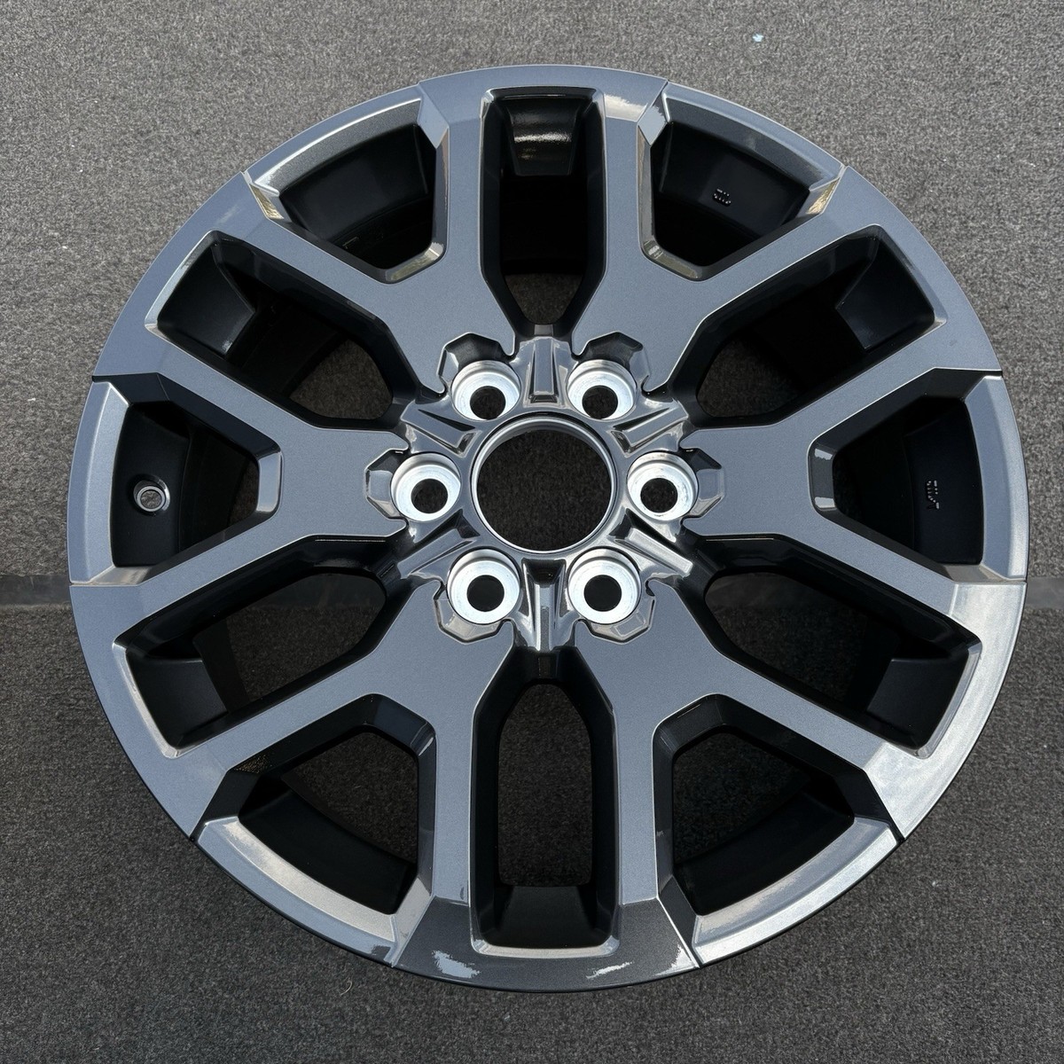 SINGLE 20 INCH WHEEL TOYOTA SEQUOIA TUNDRA 2022-2026 GENUINE